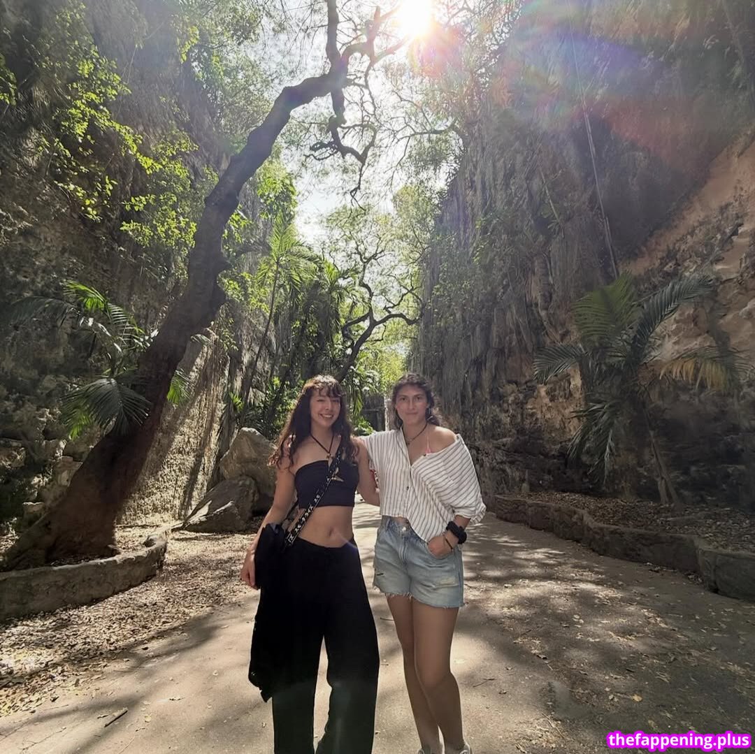 Lucylurkss leaked private photo uncensored HD quality